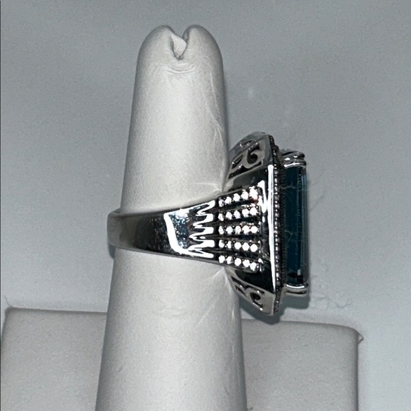 NWOT Genuine Square London Blue Topaz White Topaz Halo  Gemstone Designer Ring - Picture 3 of 9